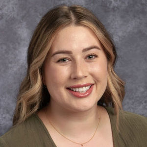 Meet your Posher, Manda